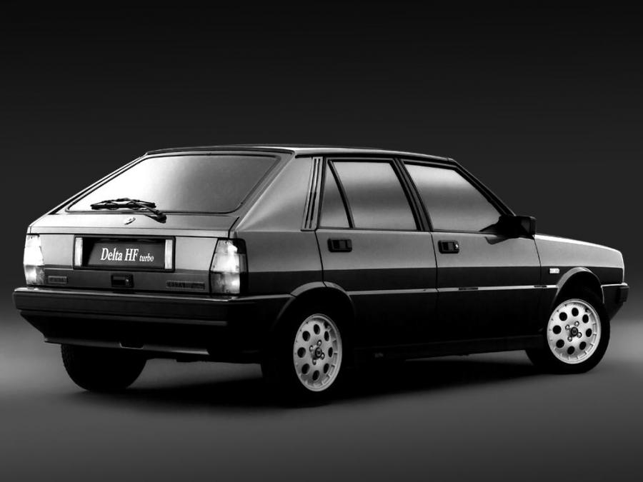  Lancia Delta HF Turbo 1986 года  (фото 2 из 2)